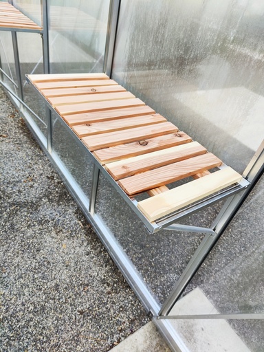 Kompaktes Regal Aluminium – Holzeinlage